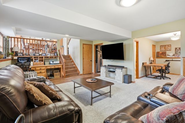 12329 Tippecanoe Place, Crown Point, IN 46307