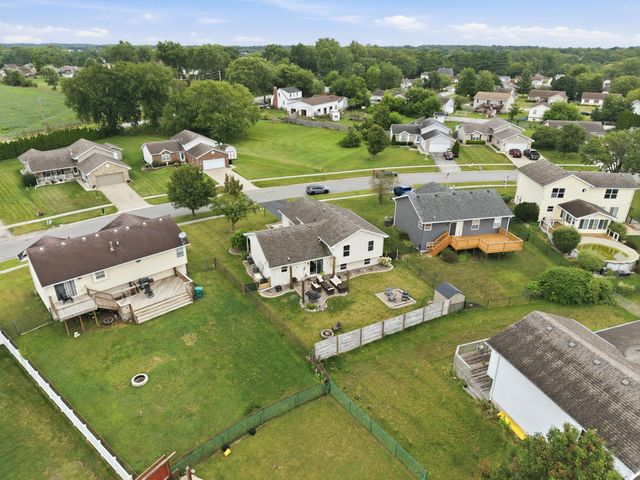12329 Tippecanoe Place, Crown Point, IN 46307