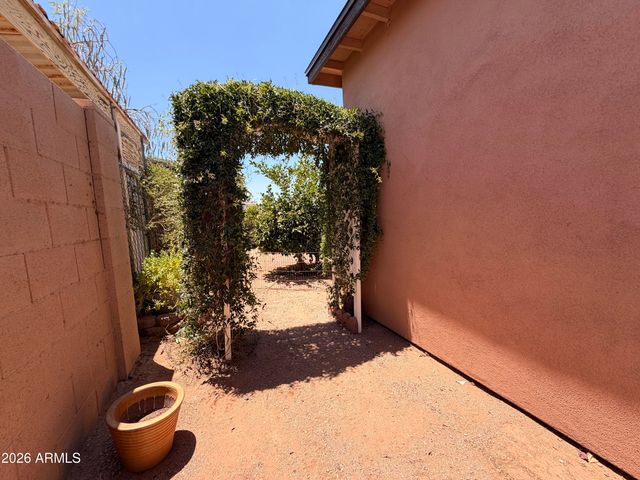 5433 E ALPINE Avenue, Mesa, AZ 85206