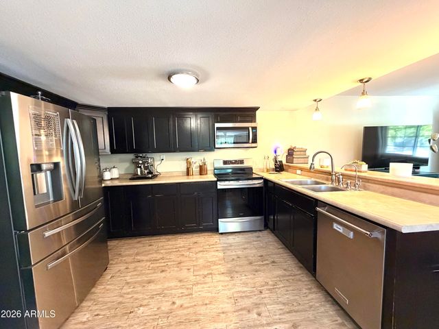 5433 E ALPINE Avenue, Mesa, AZ 85206