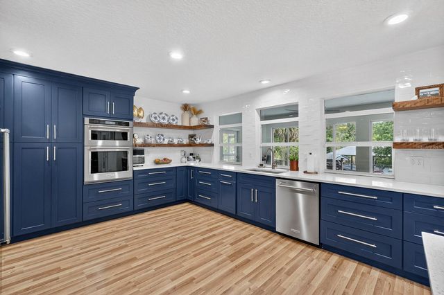 1523 LAKESIDE DRIVE, Deland, FL 32720