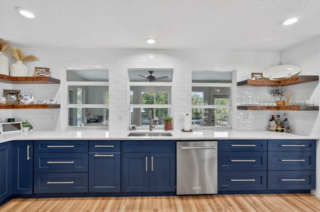 1523 LAKESIDE DRIVE, Deland, FL 32720