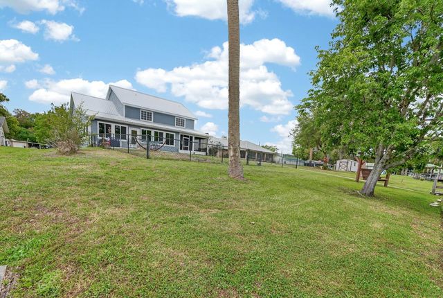 1523 LAKESIDE DRIVE, Deland, FL 32720