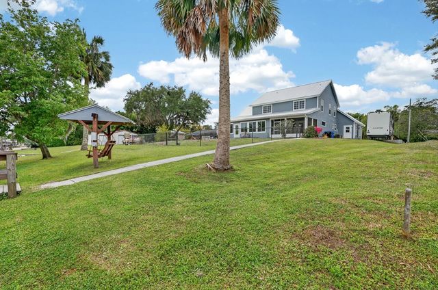 1523 LAKESIDE DRIVE, Deland, FL 32720