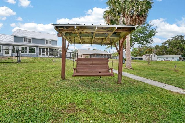 1523 LAKESIDE DRIVE, Deland, FL 32720