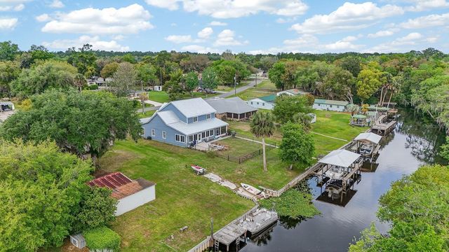 1523 LAKESIDE DRIVE, Deland, FL 32720