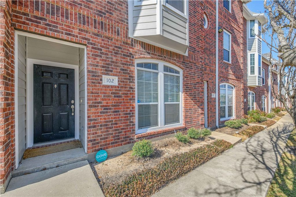 305 Holleman Drive E 102, College Station, TX 77840 — photo 2