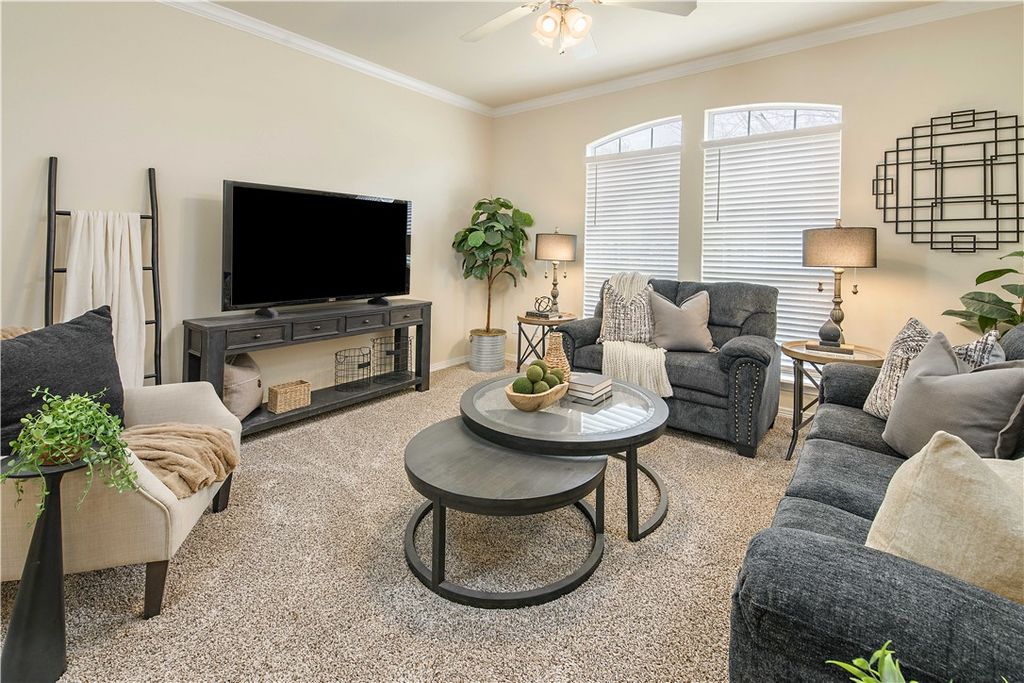 305 Holleman Drive E 102, College Station, TX 77840 — photo 3