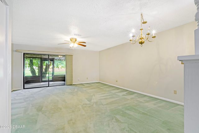 184 W Sandalwood Court, Daytona Beach, FL 32119