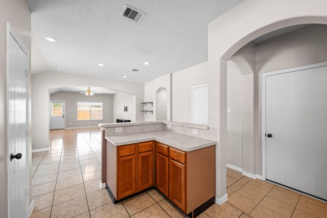 4138 Knollwick Court, Houston, TX 77053