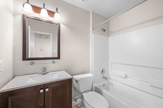 4138 Knollwick Court, Houston, TX 77053