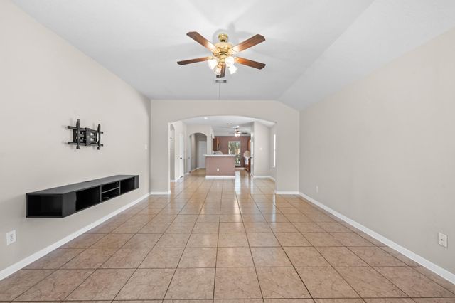 4138 Knollwick Court, Houston, TX 77053