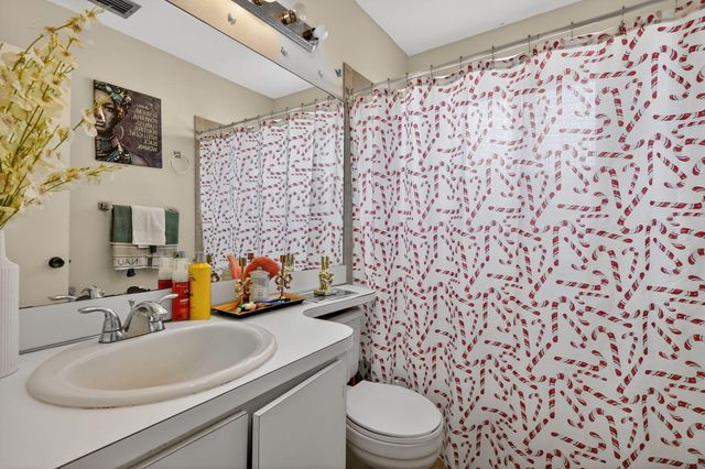 9721 W Daffodil Lane, Miramar, FL 33025