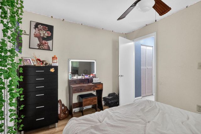 9721 W Daffodil Lane, Miramar, FL 33025