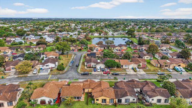 9721 W Daffodil Lane, Miramar, FL 33025