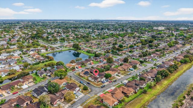 9721 W Daffodil Lane, Miramar, FL 33025