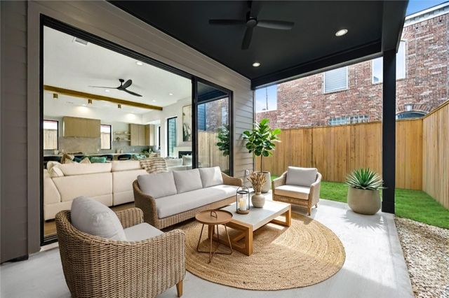 335 Harvard Street, Houston, TX 77007