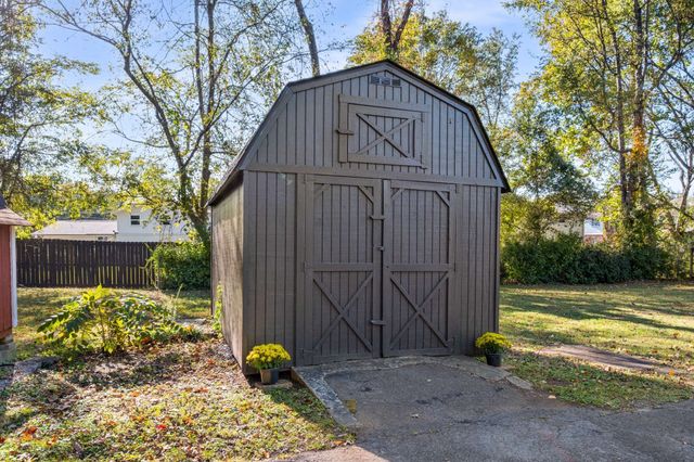 1903 Susan Dr, Murfreesboro, TN 37129