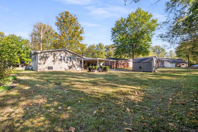 1903 Susan Dr, Murfreesboro, TN 37129