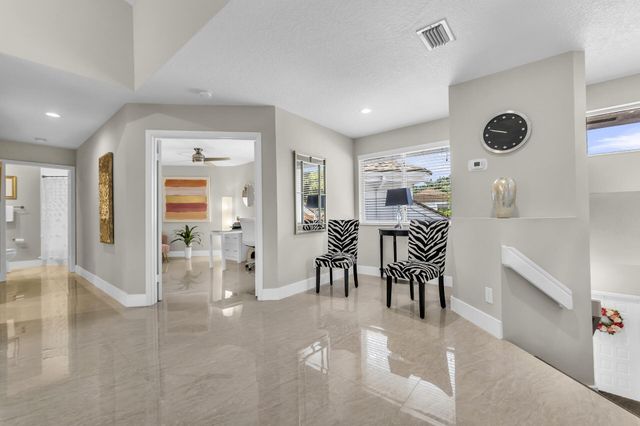 994 NW 93rd Avenue, Plantation, FL 33324