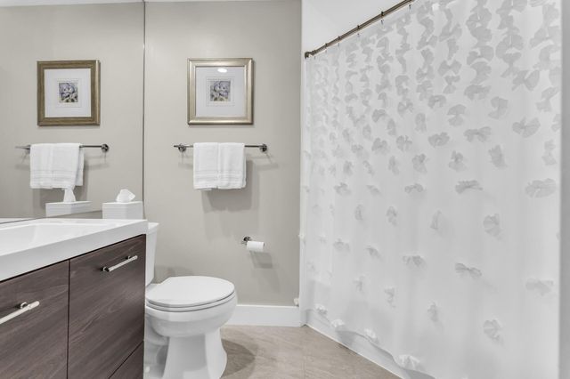 994 NW 93rd Avenue, Plantation, FL 33324