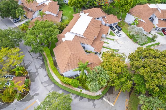 994 NW 93rd Avenue, Plantation, FL 33324