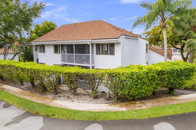 994 NW 93rd Avenue, Plantation, FL 33324