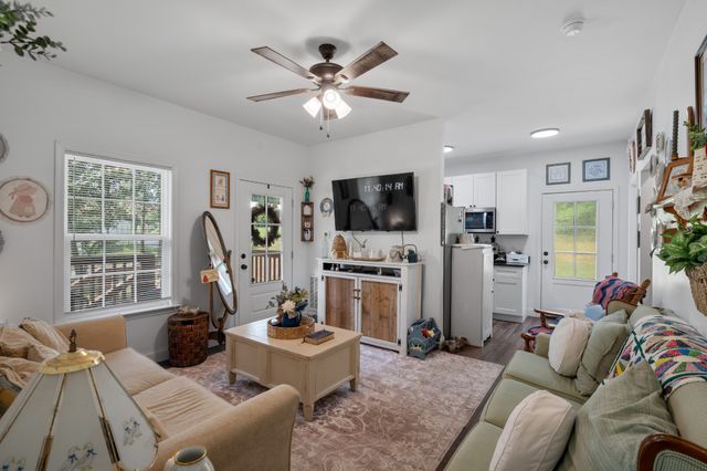 795 Lowery Ln, Mcminnville, TN 37110