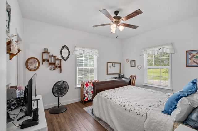 795 Lowery Ln, Mcminnville, TN 37110