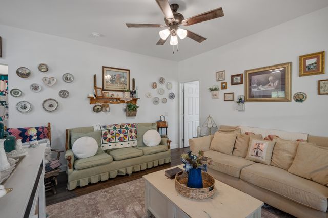 795 Lowery Ln, Mcminnville, TN 37110