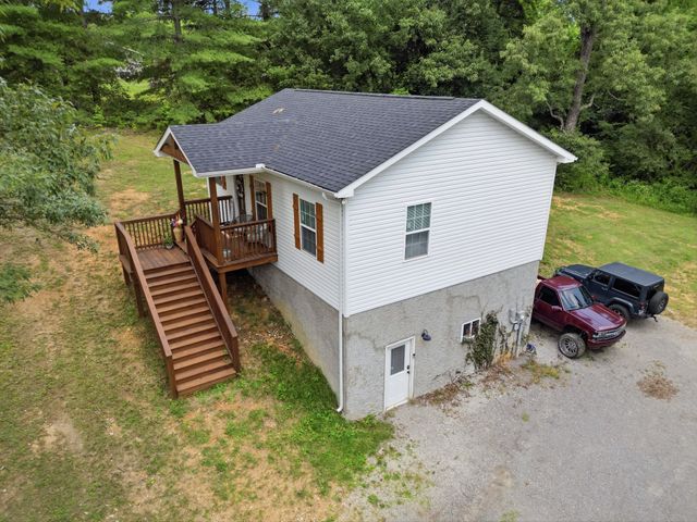 795 Lowery Ln, Mcminnville, TN 37110
