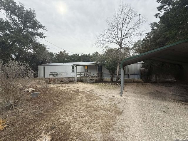 123 Frio, Bandera, TX 78003