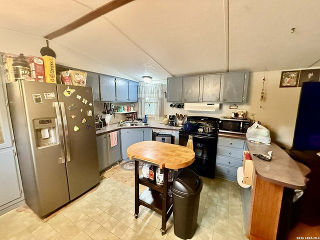 123 Frio, Bandera, TX 78003