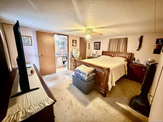 123 Frio, Bandera, TX 78003