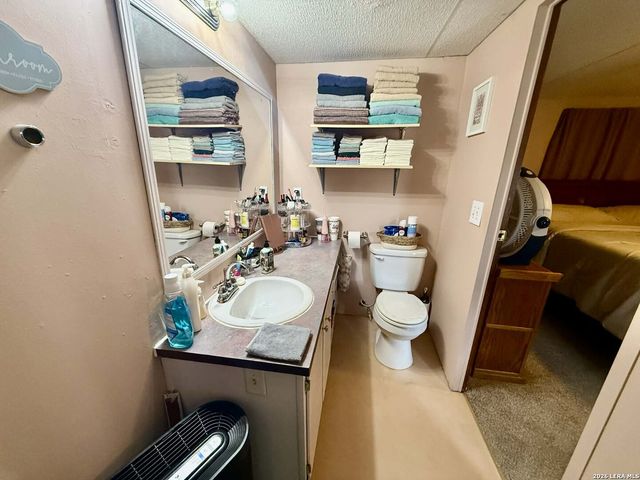 123 Frio, Bandera, TX 78003