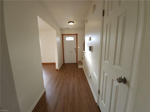 1654 Darrow ST, Virginia Beach, VA 23456