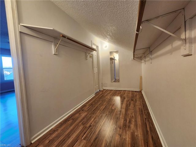 1654 Darrow ST, Virginia Beach, VA 23456