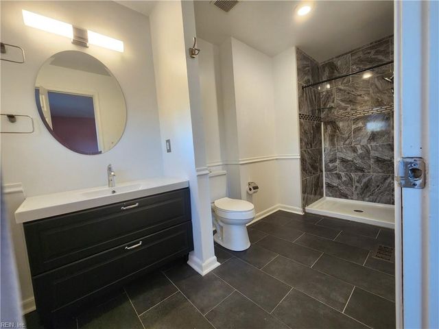 1654 Darrow ST, Virginia Beach, VA 23456