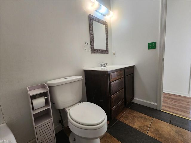 1654 Darrow ST, Virginia Beach, VA 23456