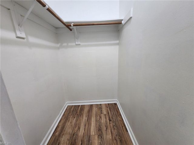 1654 Darrow ST, Virginia Beach, VA 23456