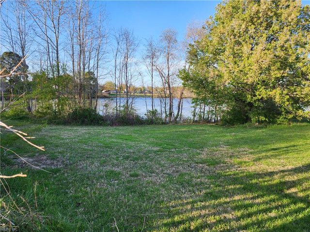 1654 Darrow ST, Virginia Beach, VA 23456