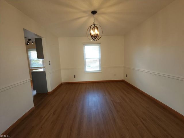 1654 Darrow ST, Virginia Beach, VA 23456