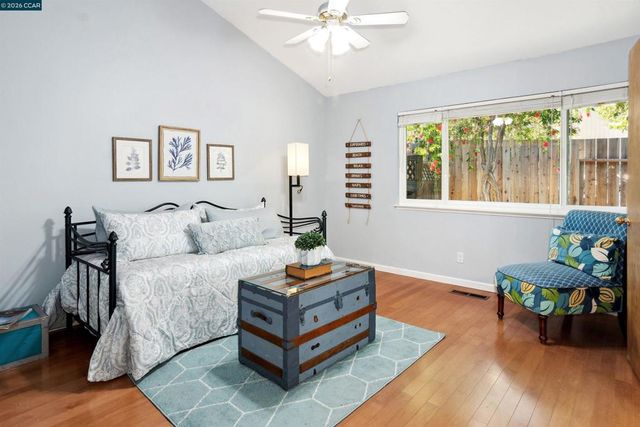 1181 Blue Lake Way, Concord, CA 94521
