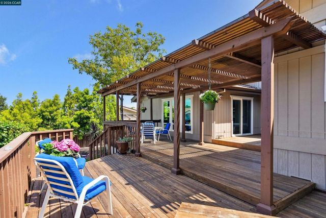 1181 Blue Lake Way, Concord, CA 94521