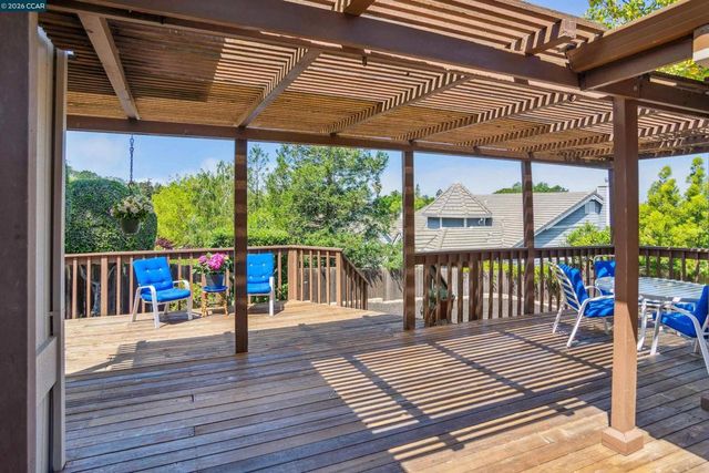 1181 Blue Lake Way, Concord, CA 94521