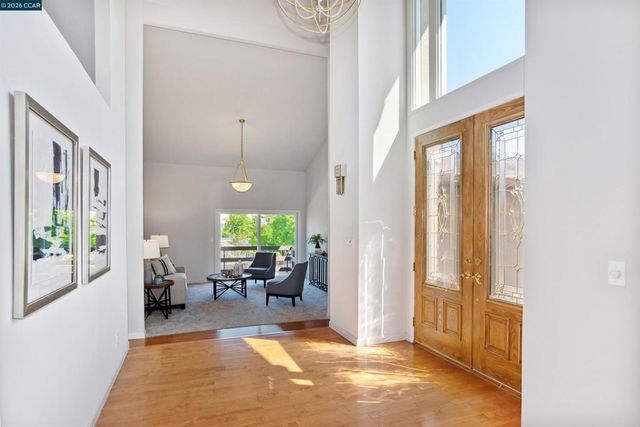 1181 Blue Lake Way, Concord, CA 94521
