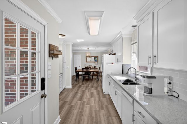 136 James Avenue, Spartanburg, SC 29385