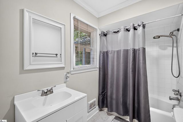 136 James Avenue, Spartanburg, SC 29385