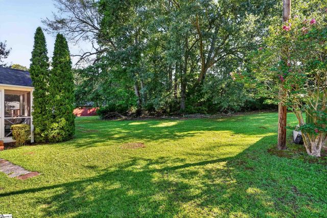 136 James Avenue, Spartanburg, SC 29385