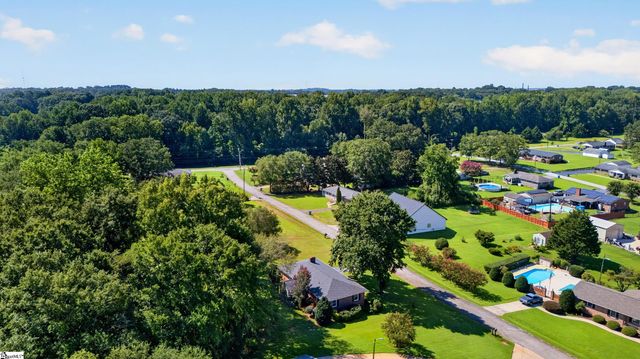136 James Avenue, Spartanburg, SC 29385